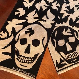 Alexander McQueen Reversible Wool Skull Scarf
